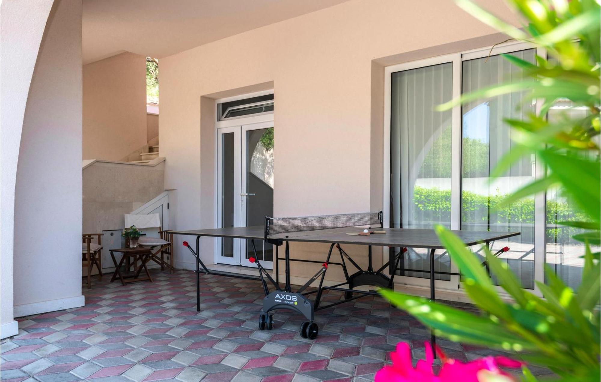 3 Bedroom Gorgeous Home In Makarska Extérieur photo